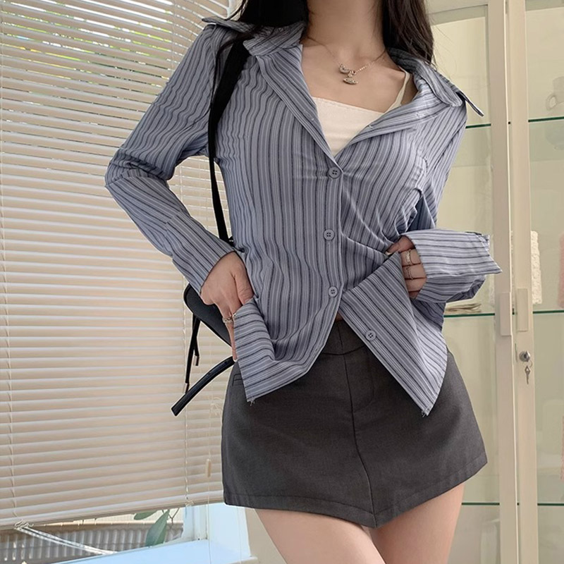Y2k ストライプシャツ女性長袖デザインボタンアップトップス - Street Fashion In Korea のレビューと価格