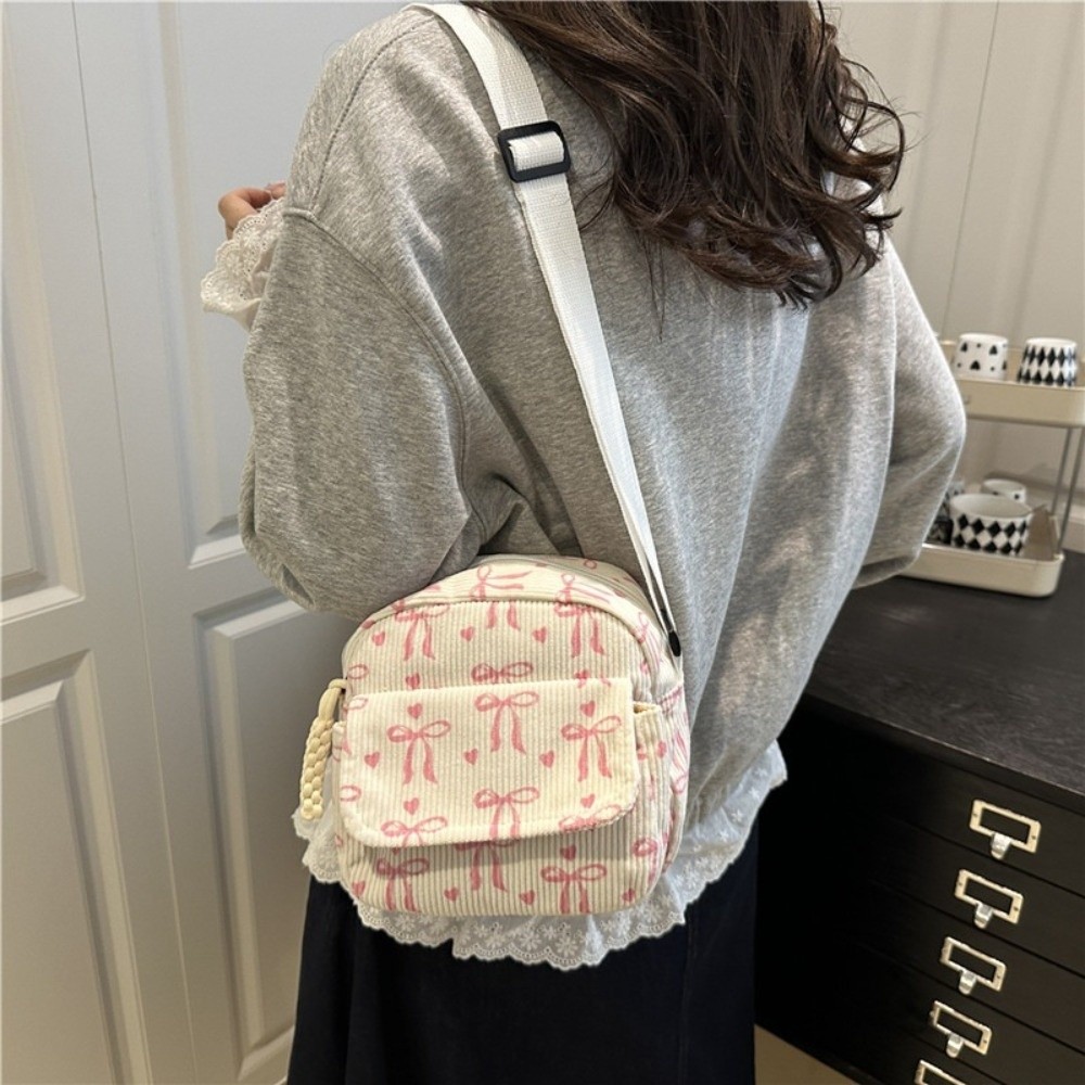女性のコーデュロイ小さなショルダーバッグティーンエイジャーガ - Street Fashion In Korea のレビューと価格